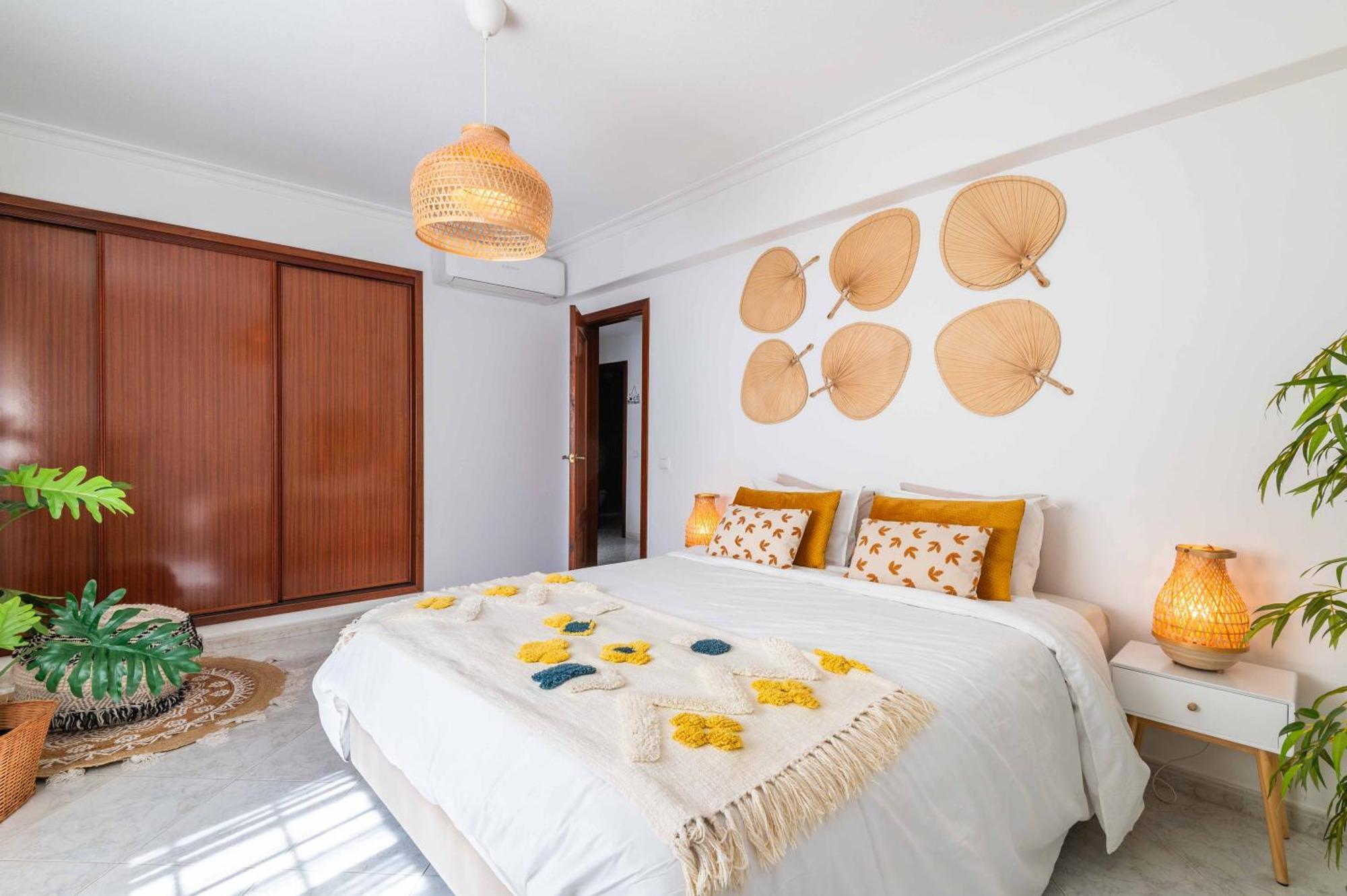 Flat With Ac, Wifi, Netflix, Balcony - 3 Min From The Beach Leilighet Armação de Pêra Eksteriør bilde