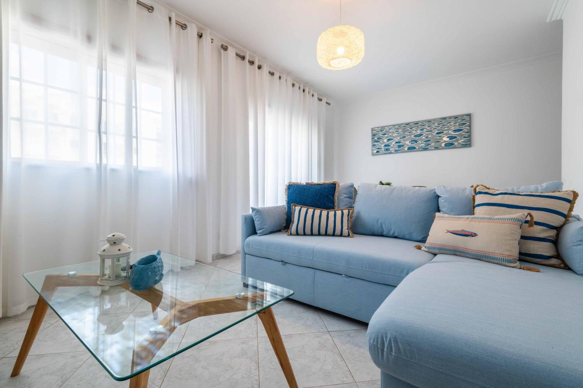 Flat With Ac, Wifi, Netflix, Balcony - 3 Min From The Beach Leilighet Armação de Pêra Eksteriør bilde